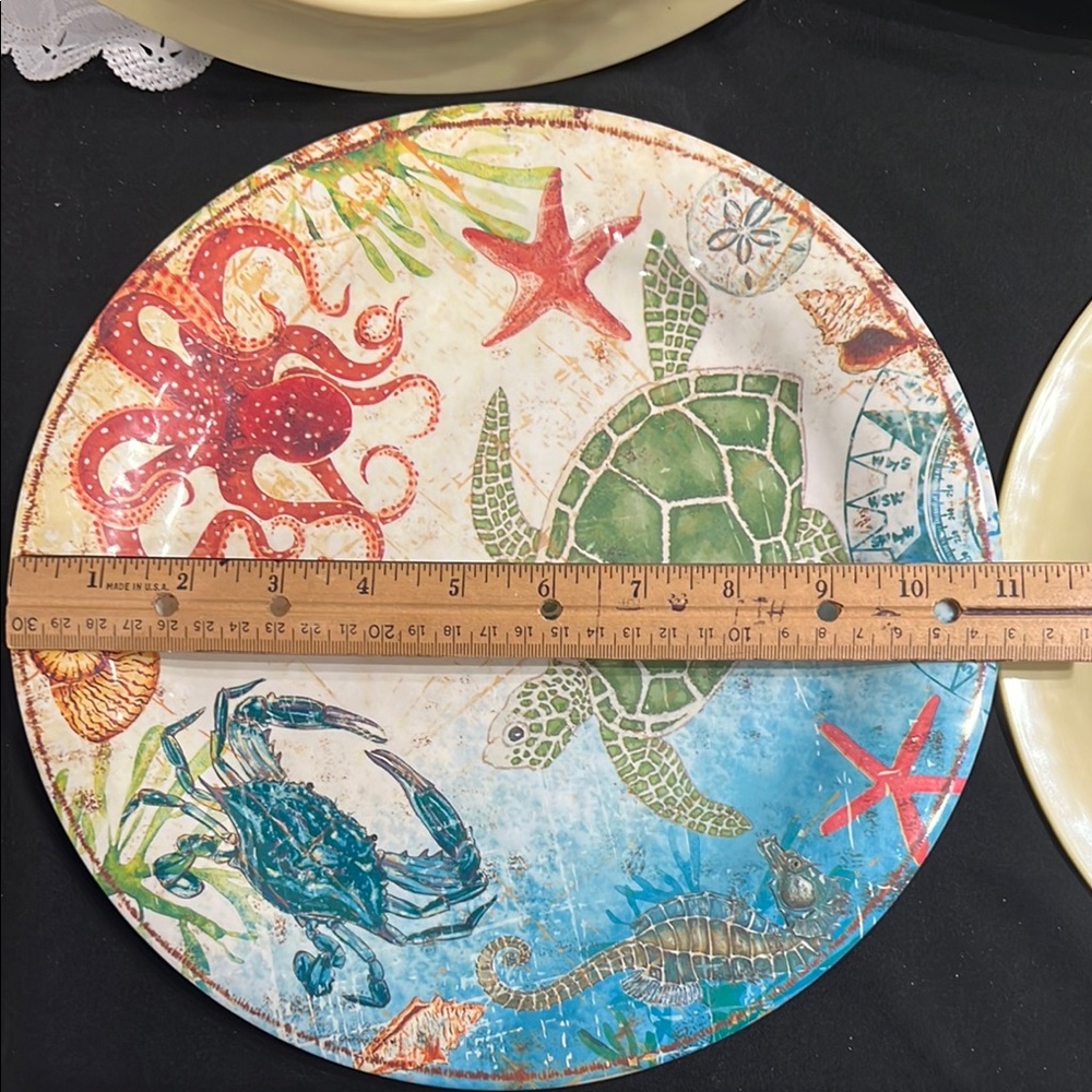 Pier 1 SPEEDY AND FRIENDS Melamine 11" Dinner Plates x 4Turtle Octopus Ray Ocean - Picture 8 of 11